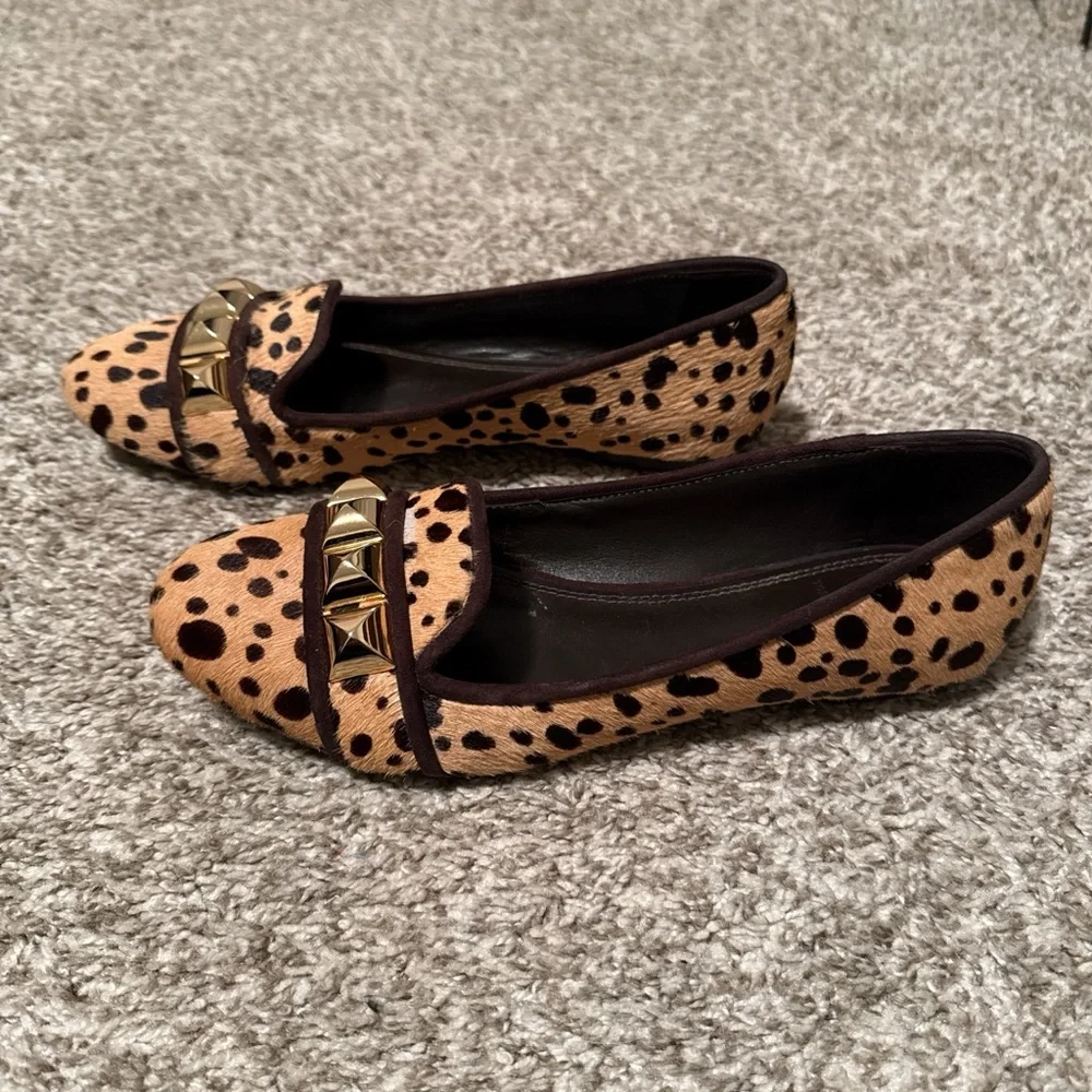 Tory Burch Animal Print Flats with Gold Studs - Picture 2 of 8